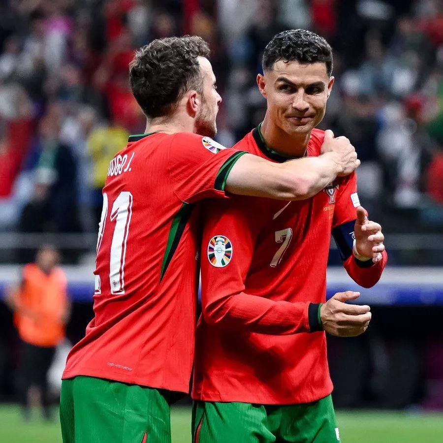 Роналду Диогу Жота ва унинг оила аъзолари вафотига муносабат билдирди